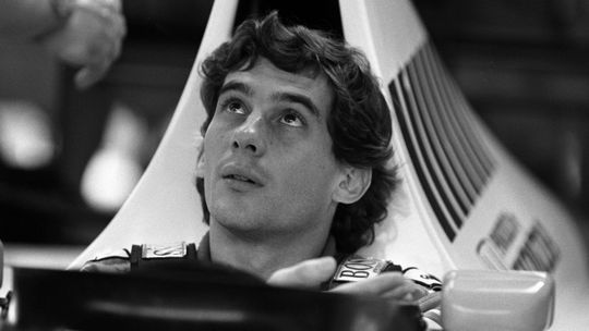 Ayrton Senna homenageado nos céus de São Paulo