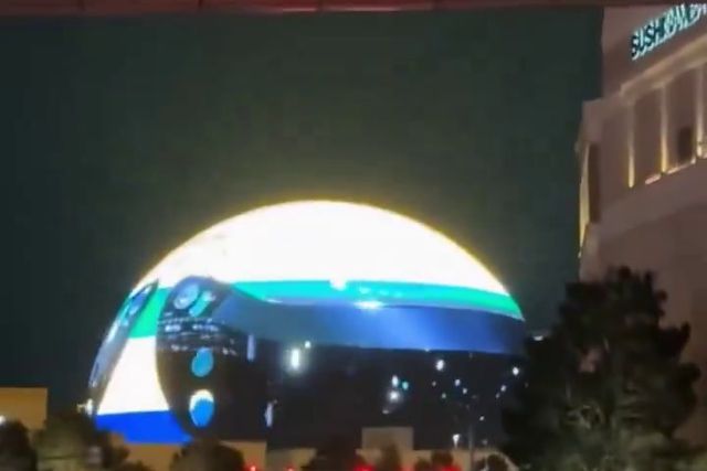 Adriane Galisteu mostra homenagem a Senna em Las Vegas