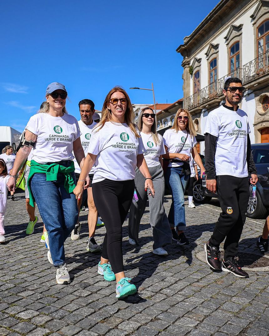 Alexandrina Cruz, presidente dos rio-avistas, marcou presença na 'Caminhada Verde e Branca' (Foto: Rio Ave)