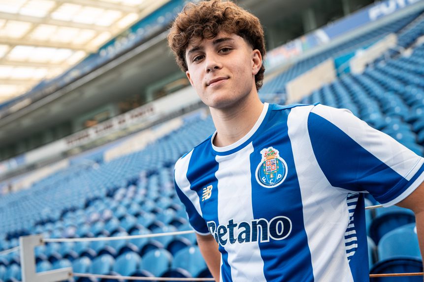 André Miranda é oficialmente jogador do FC Porto até 2031 - Foto: FC Porto