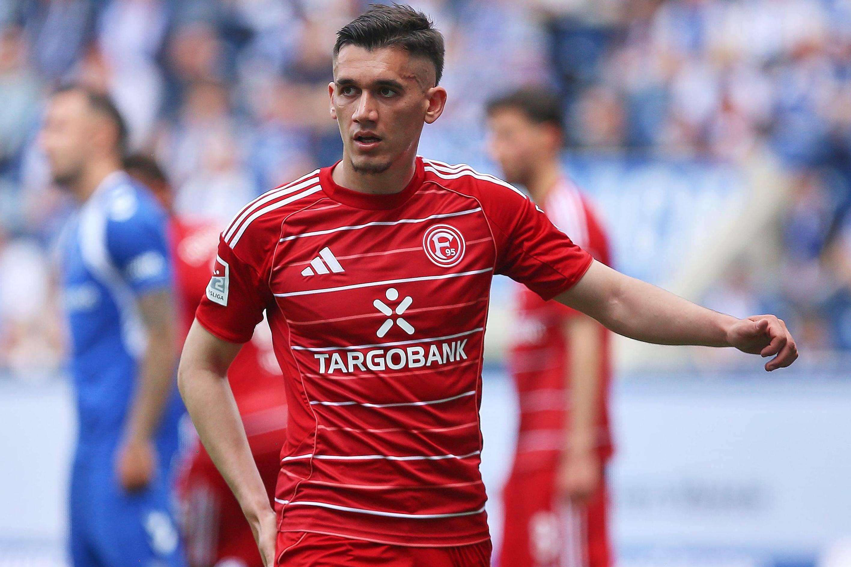 Sotiris Alexandropoulos esteve lesionado entre meados de outubro e o início de janeiro no Fortuna Dusseldorf
