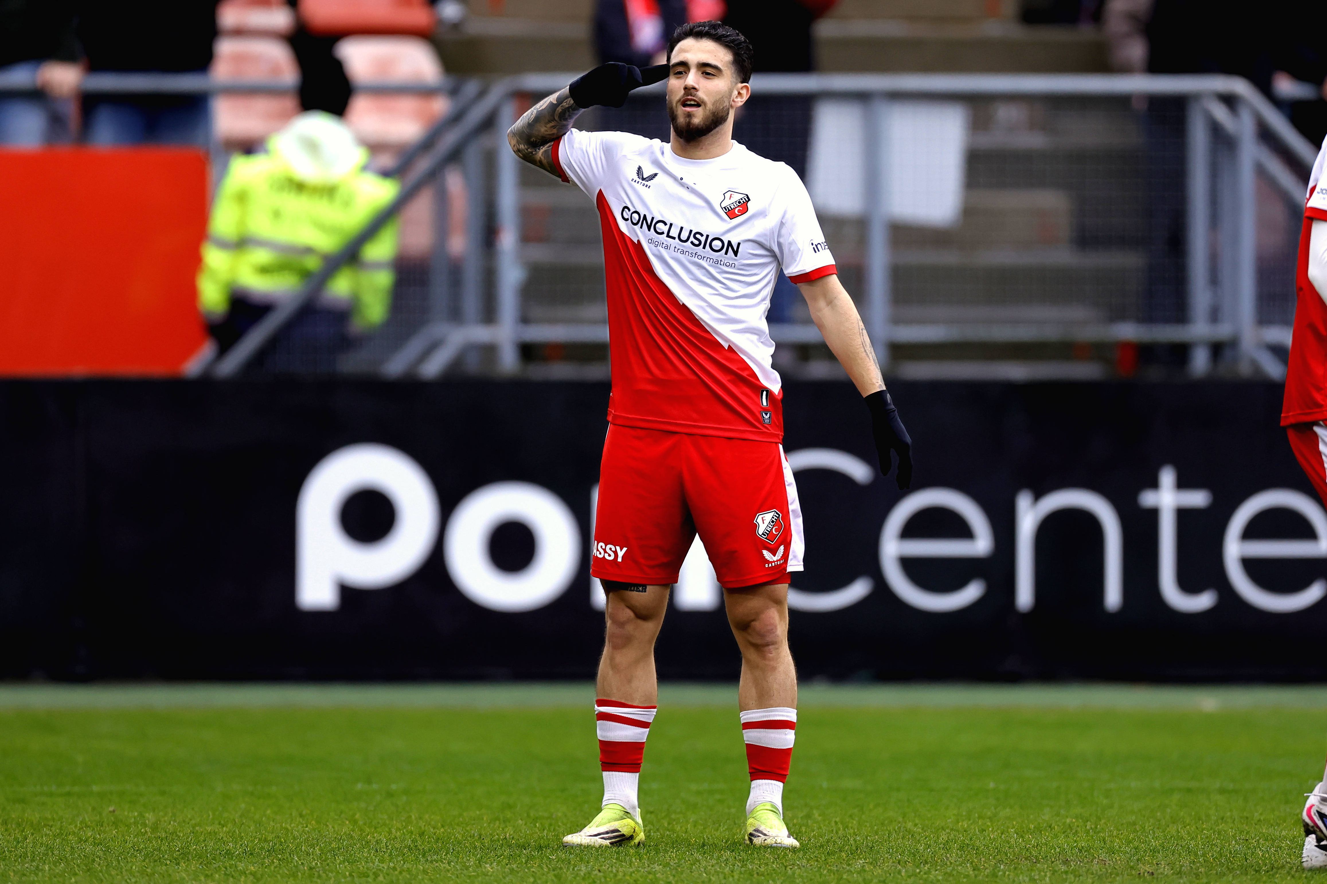 Ángel Alarcón a festejar um golo pelo Utrecht
