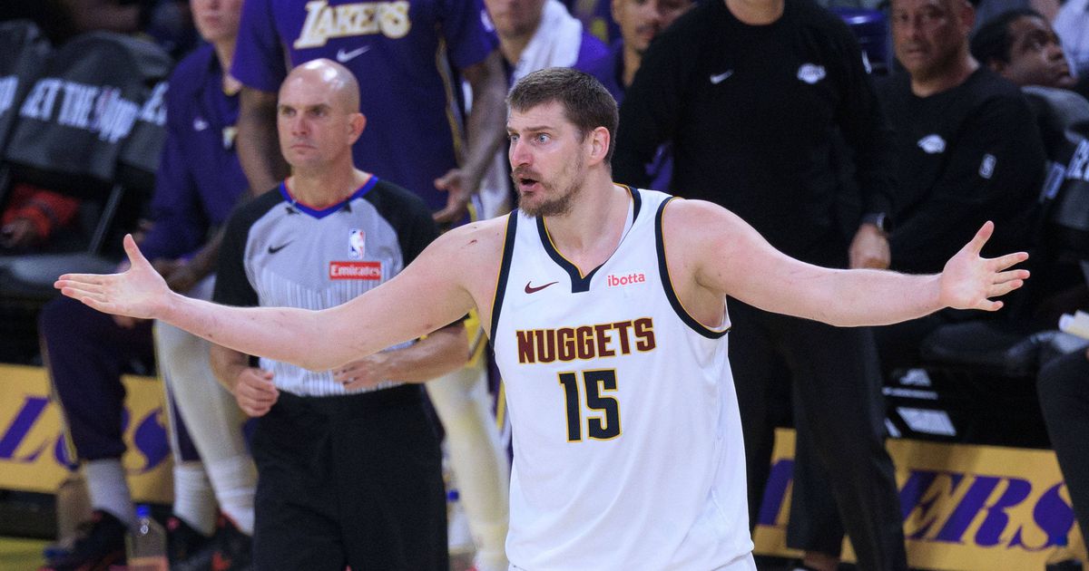 Jokic arrasa colegas: «Se estivéssemos na Sérvia, seríamos todos despedidos»