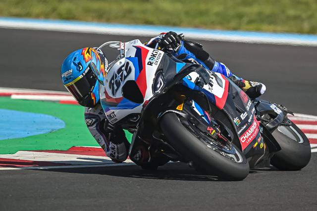 Miguel Oliveira, piloto português da BMW