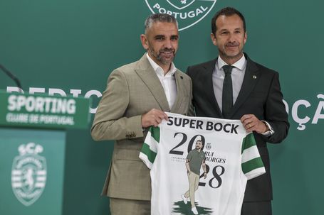 Contrato de Rui Borges passa a ser válido até 2028, com opção do clube até 2029 - Foto: MANUEL DE ALMEIDA/LUSA