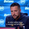 Farioli: «Entre eu e o Mourinho há 26 títulos de diferença»