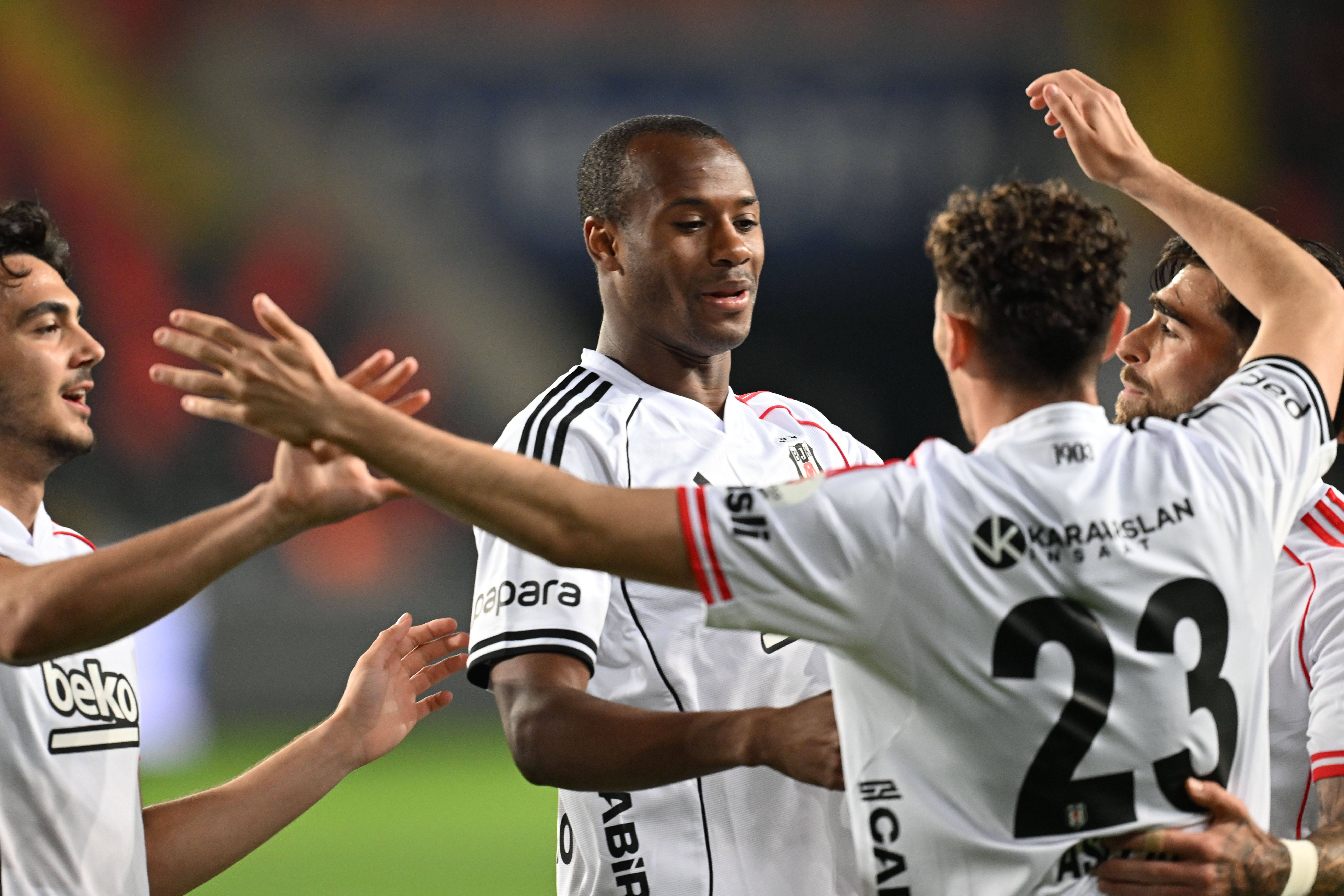 Tiago Djaló a celebrar o seu segundo golo em 21 jogos pelo Besiktas