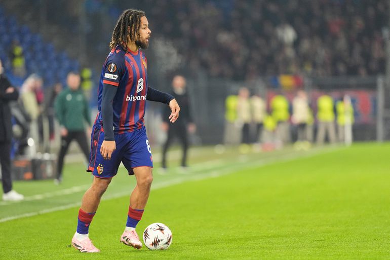 Koba Koindredi (Basileia): um golo em 36 jogos. Titular em 12 partidas. Tem contrato com os leões até 2028