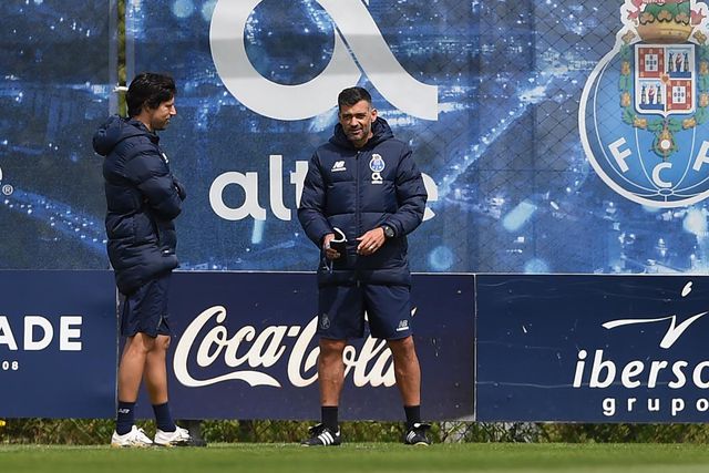 Sistema tácito: da gratidão à traição