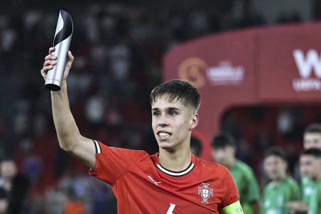 Rafael Quintas distinguido. Foto FPF