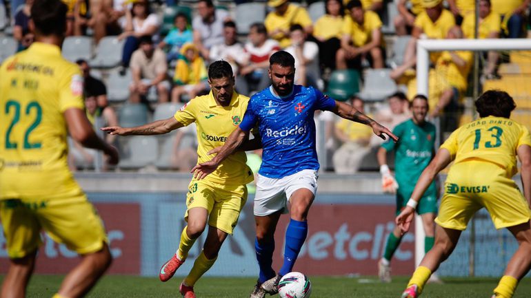 Paços de Ferreira e Belenenses decidem 'play-off' no prolongamento