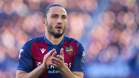 Sporting: Kochorashvili ovacionado na despedida do Levante (vídeo)