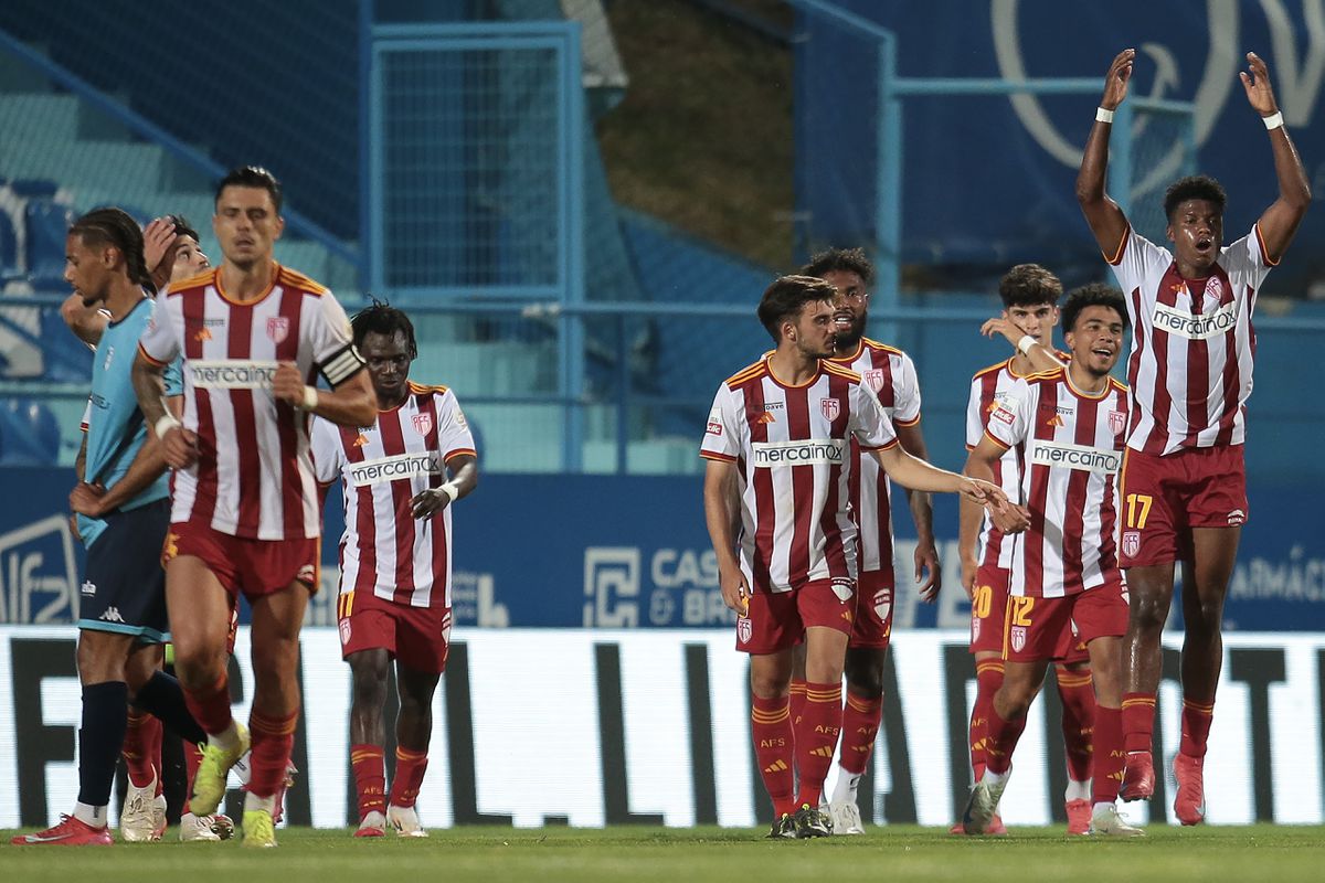 Vizela-Aves SAD, 2-2 Avenses apanham última carruagem para a Liga 2025/26 (crónica)