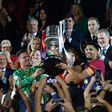 Mercado: apontado à saída, capitão do Barcelona aborda futuro