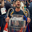 Todos conhecem a tragédia de Luis Enrique, poucos a do seu adjunto e braço direito