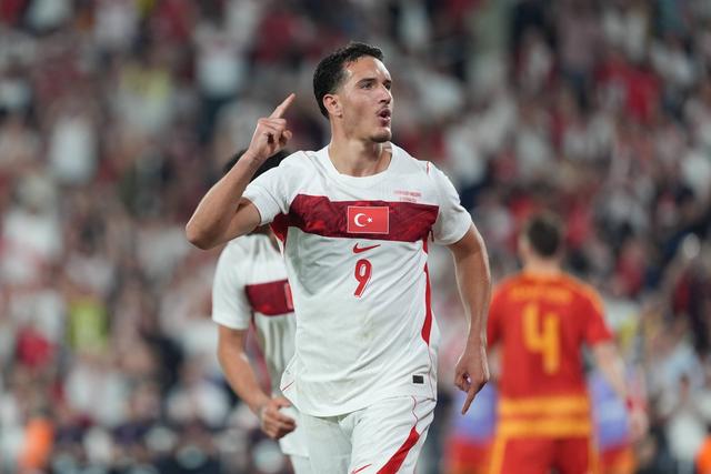 Deniz Gul apontou o terceiro golo dos turcos - Foto: IMAGO