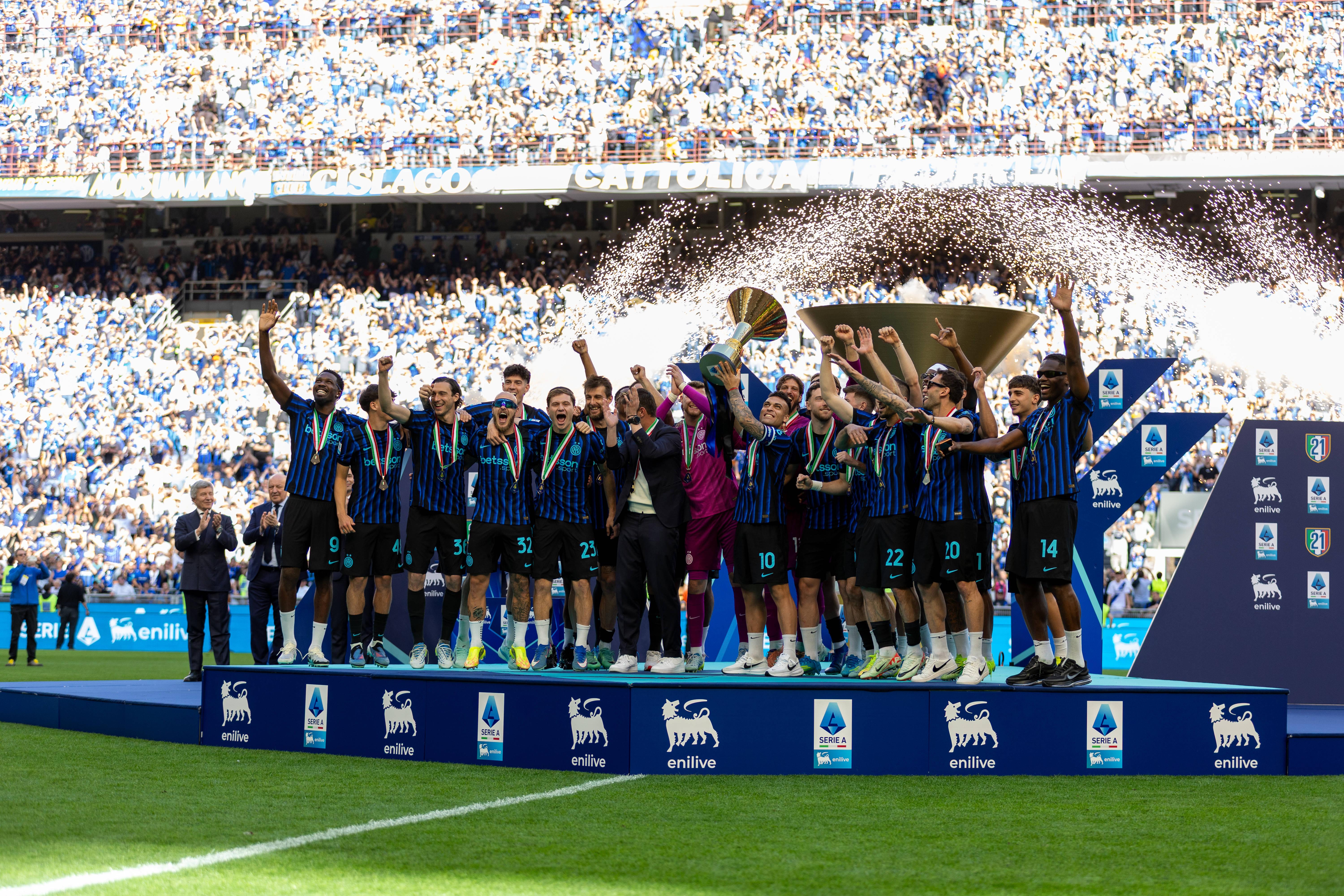 Itália - Inter foi campeão, Veneza, Frosinone e Monza subiram à Serie A, Cremonese, Hellas Verona e Pisa foram para o segundo escalão