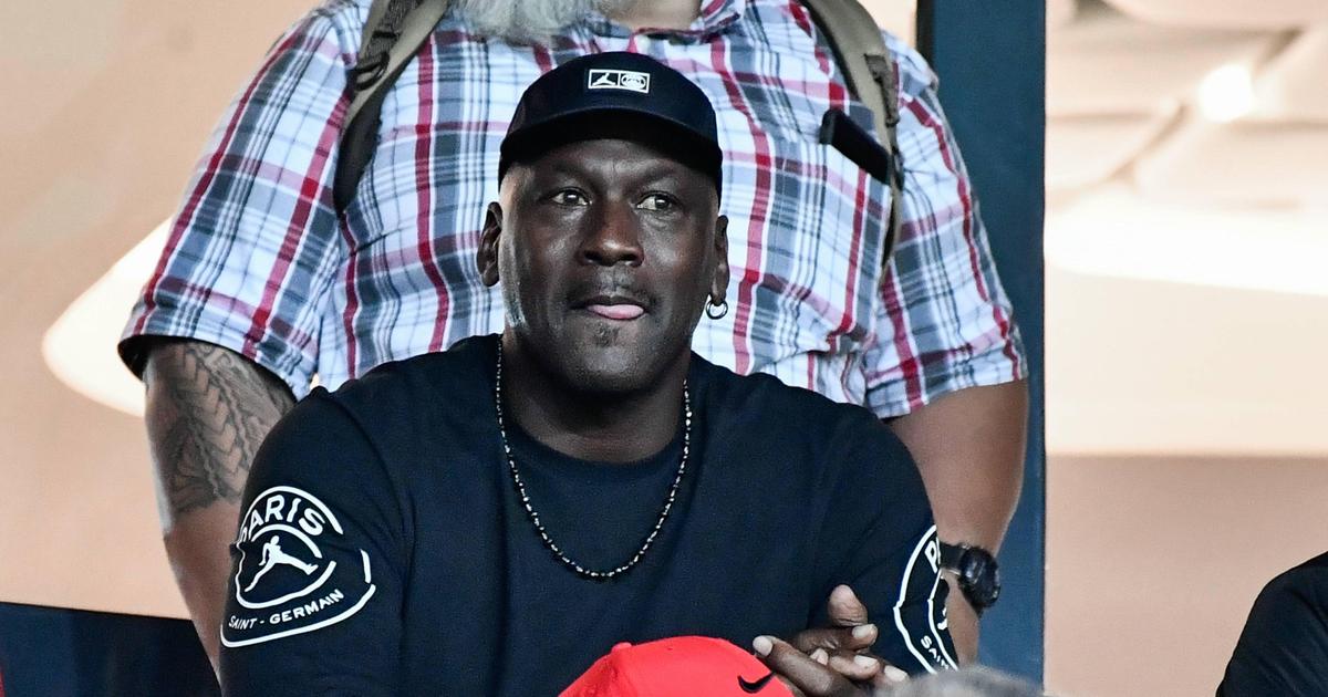 Vitória do PSG na Champions vale milhões a Michael Jordan