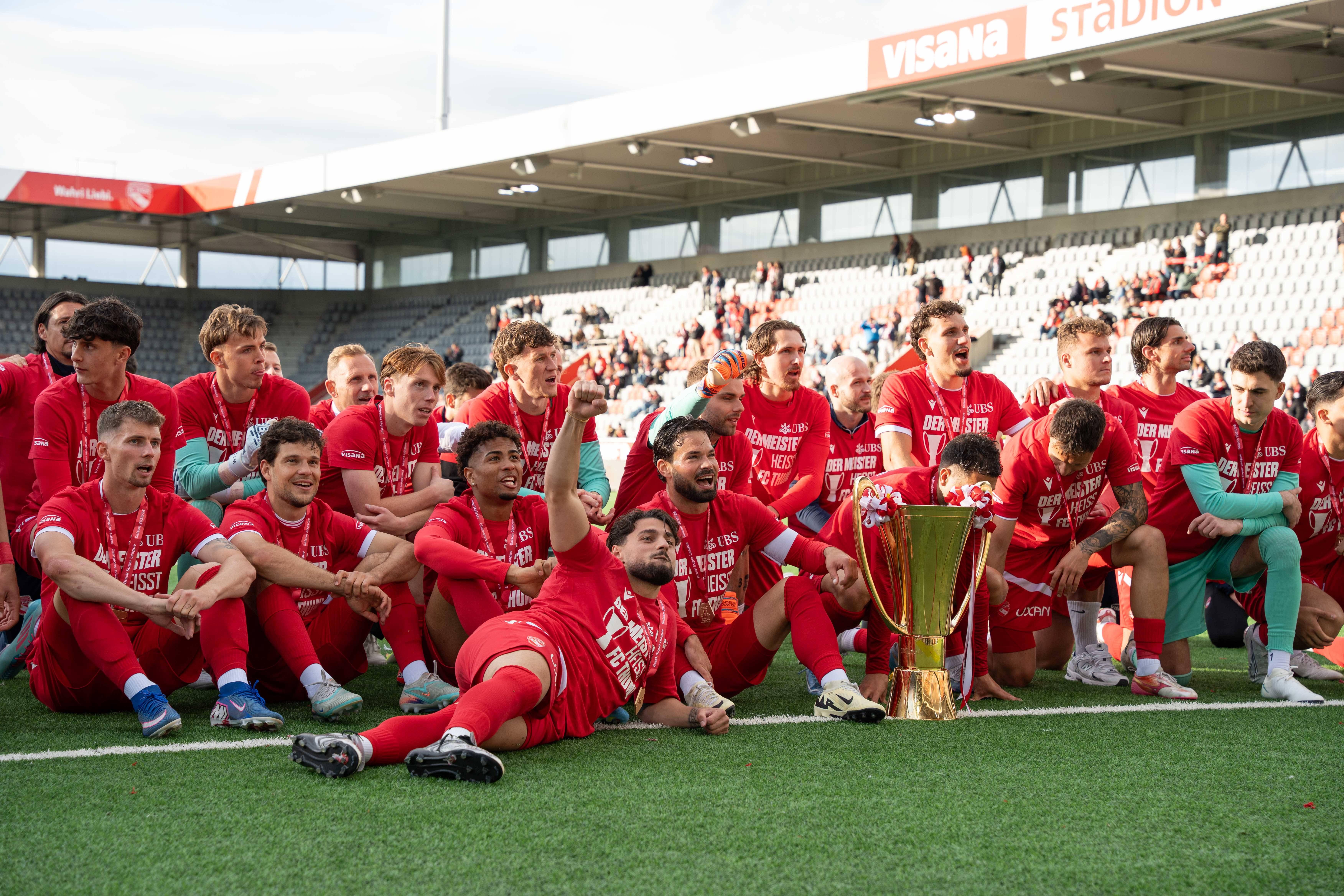 Suíça - Thun foi campeão, Vaduz subiu à Super League, Winterthur desceu