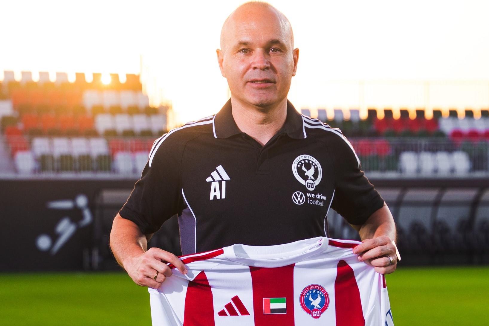 Iniesta inicia carreira de treinador nos EAU - Foto: Iniesta