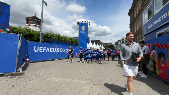 Franceses e belgas já ocupam fan zone em Dusseldorf