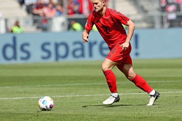 De Ligt apontado ao Man. United