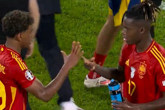 Vídeo: Nico e Yamal, quem ganha no 'pedra, papel, tesoura'?