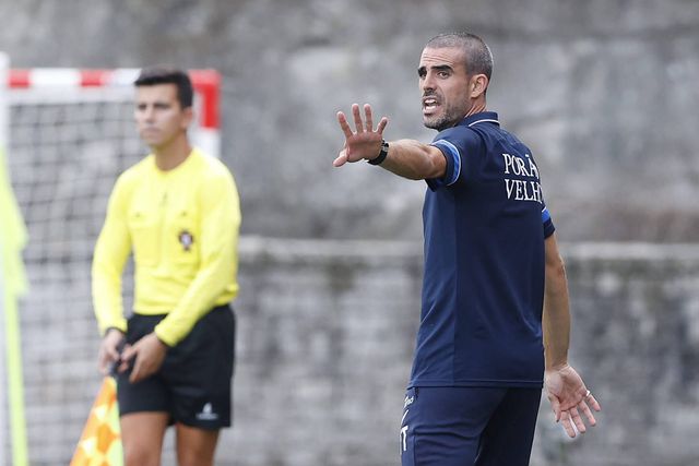 Tomás Tengarrinha hipótese para equipa feminina do Estoril