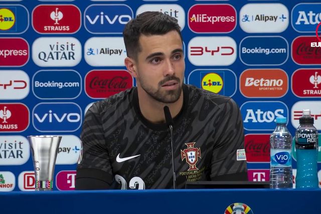Diogo Costa: «Tal como eu e o Cristiano, todos erramos»