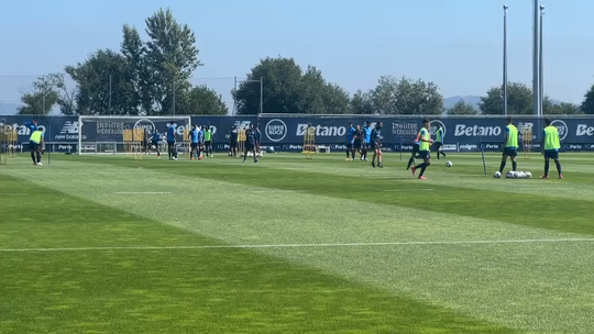 FC Porto inicia preparação para duelo com o Vitória de Guimarães «sob vigilância médica»