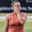 Sabalenka desiste de Wimbledon por lesão