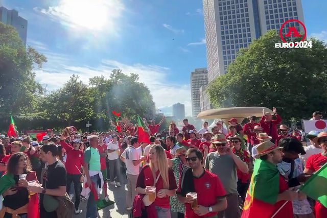 Será que o cântico pega? «Joguem como bebemos...»