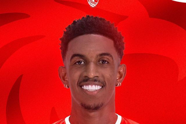 Mercado oficial: Santa Clara contrata lateral até 2028