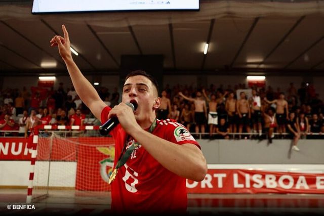 «Ou ganha o Benfica ou matamos alguém»: Raúl Moreira nega intenção após cântico polémico