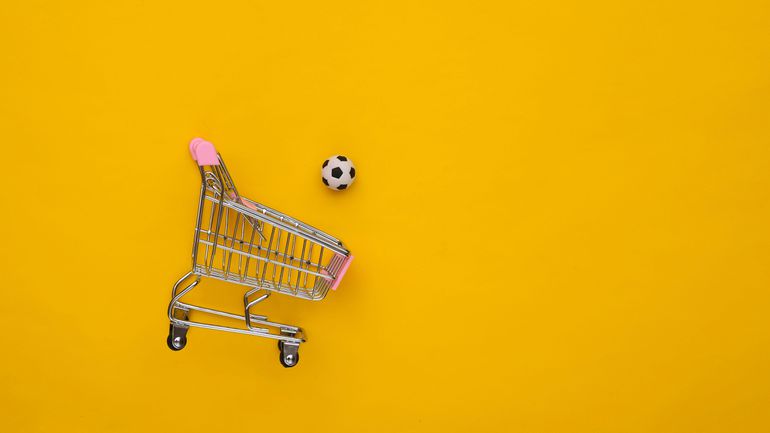 Mercado atualizado: todas as transferências confirmadas na Liga