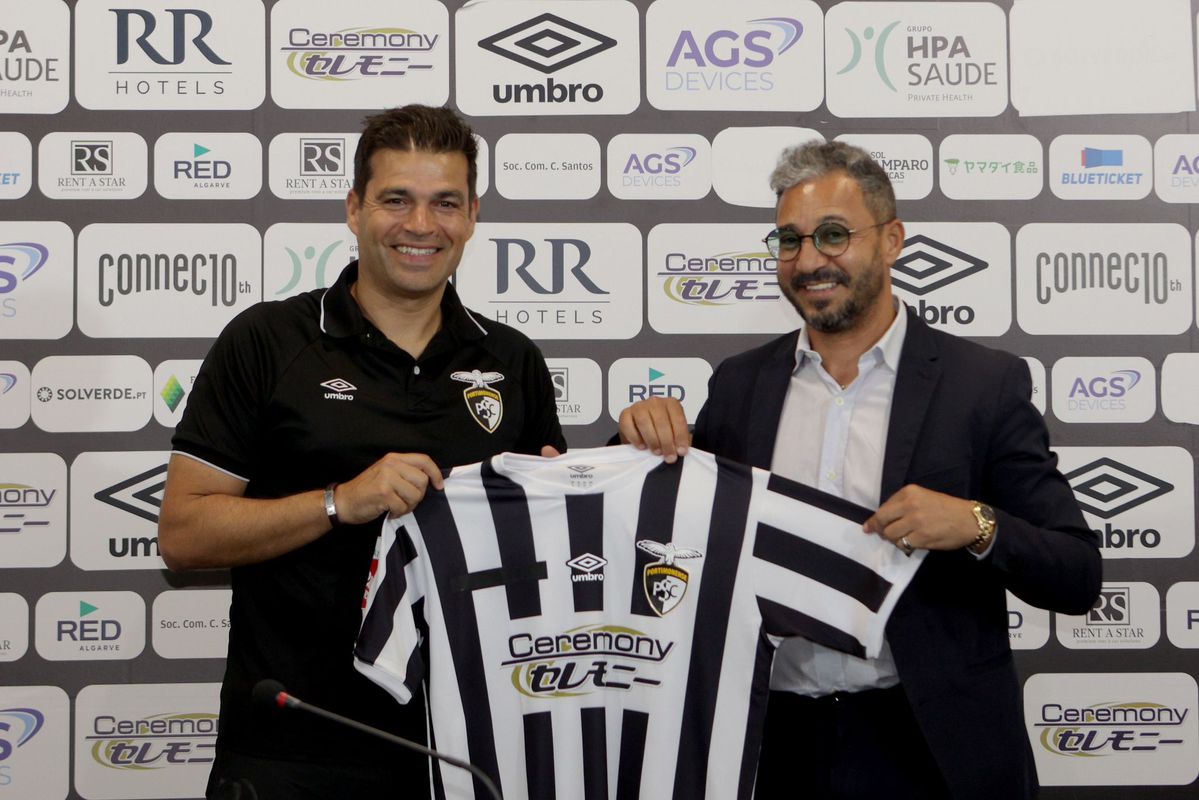 Tiago Fernandes apresentado: «Portimonense era namoro antigo»