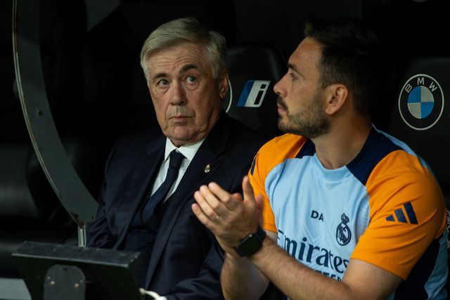 Carlo Ancelotti com o filho Davide quando trabalhavam no Real Madrid