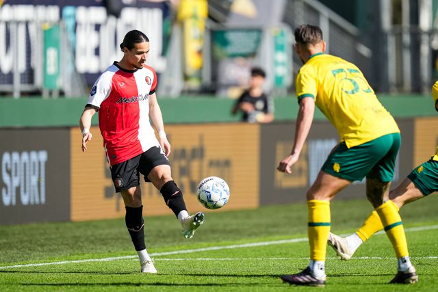 «Estilo semelhante a Mahrez»: Moussa equiparado a nome de peso na Argélia