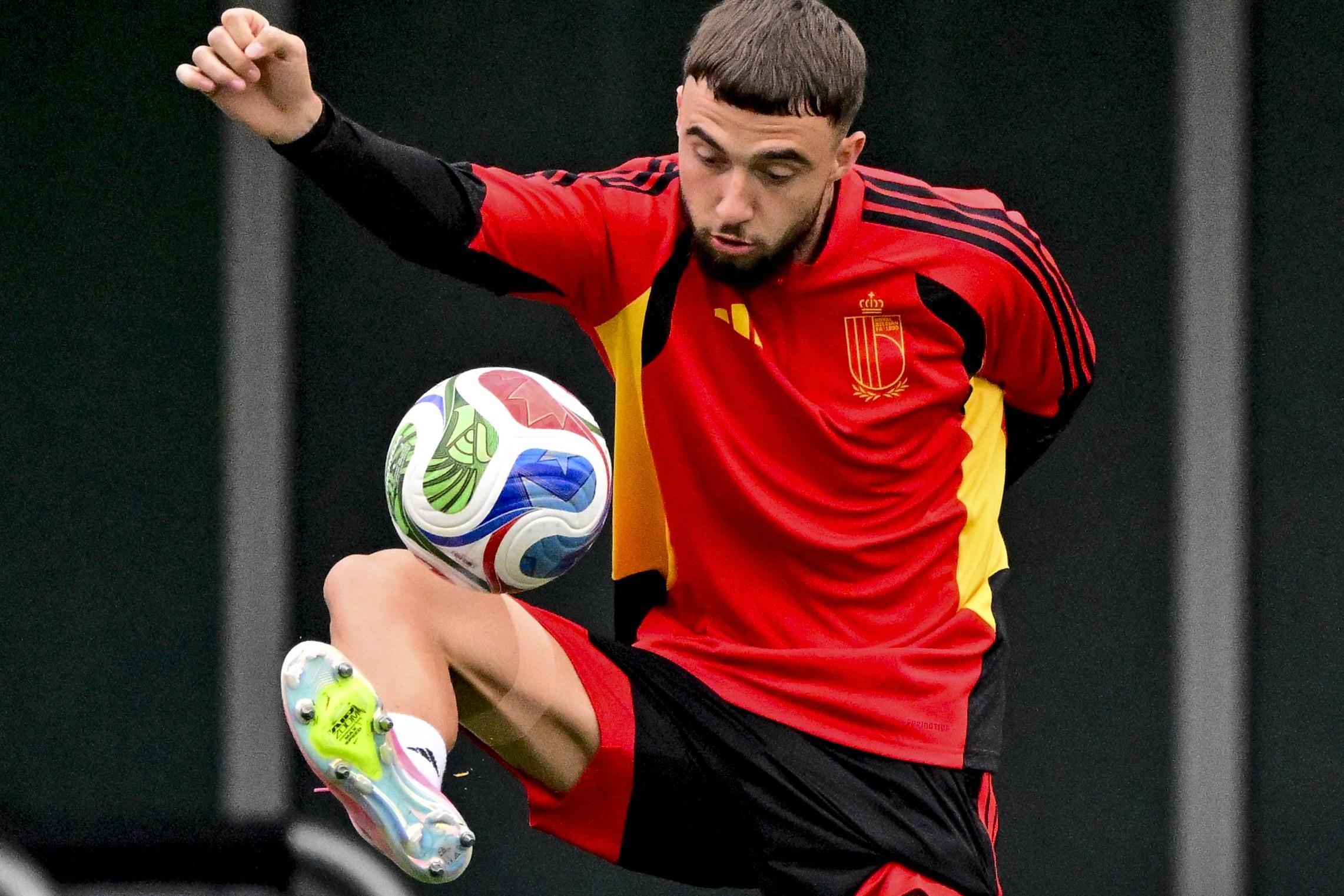 Debast (des)espera para se estrear no Mundial - Foto: IMAGO