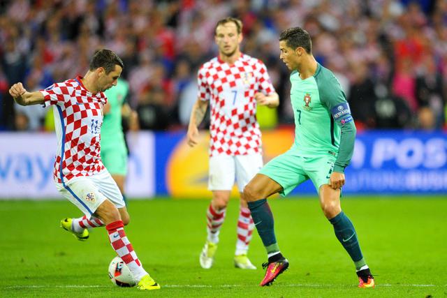 Srna e Cristiano Ronaldo no duelo do Euro 2016 - Foto: IMAGO