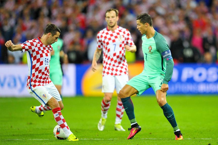 Srna e Cristiano Ronaldo no duelo do Euro 2016 - Foto: IMAGO