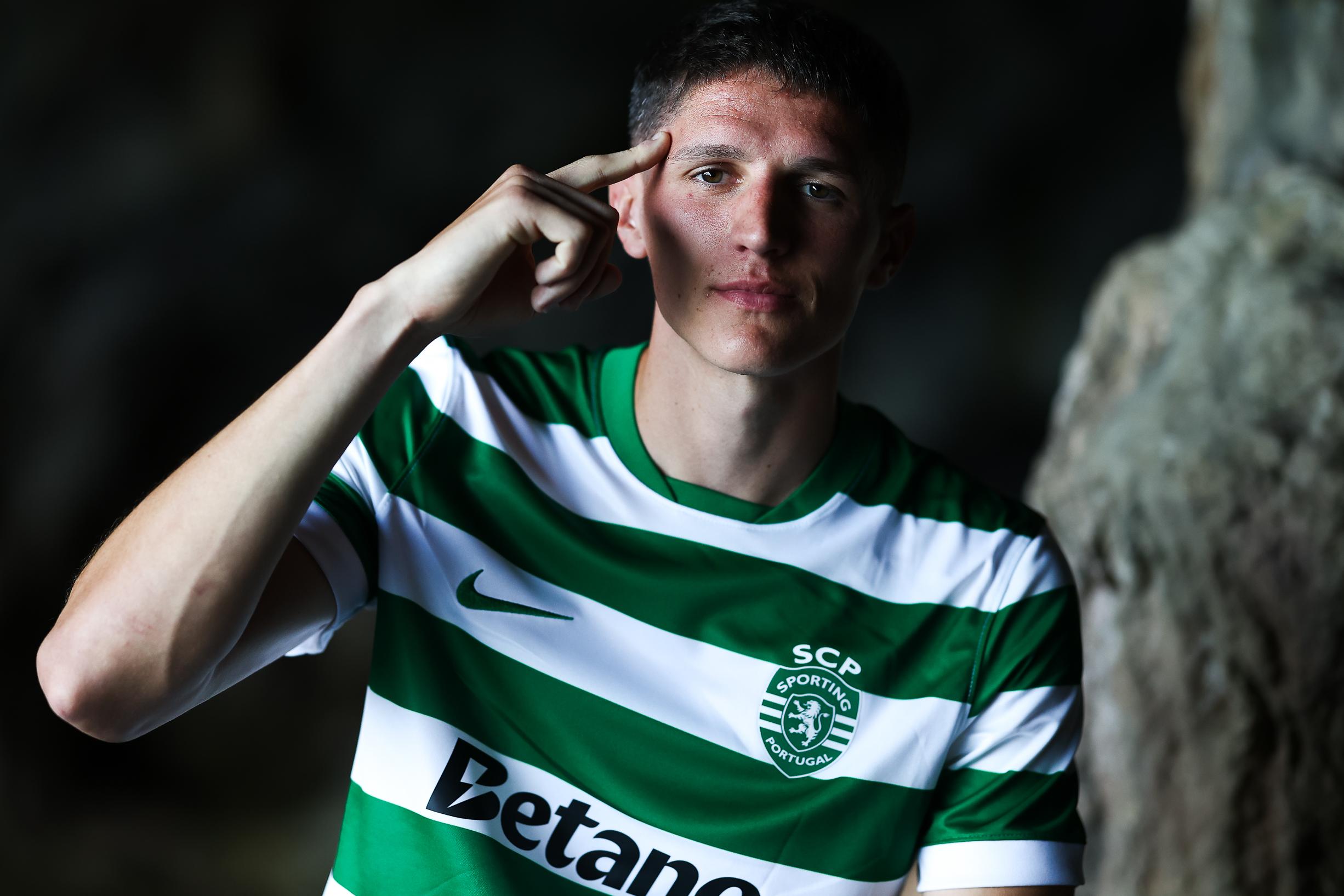 Altimira rubricou contrato com os leões por cinco temporadas - Foto: Sporting CP