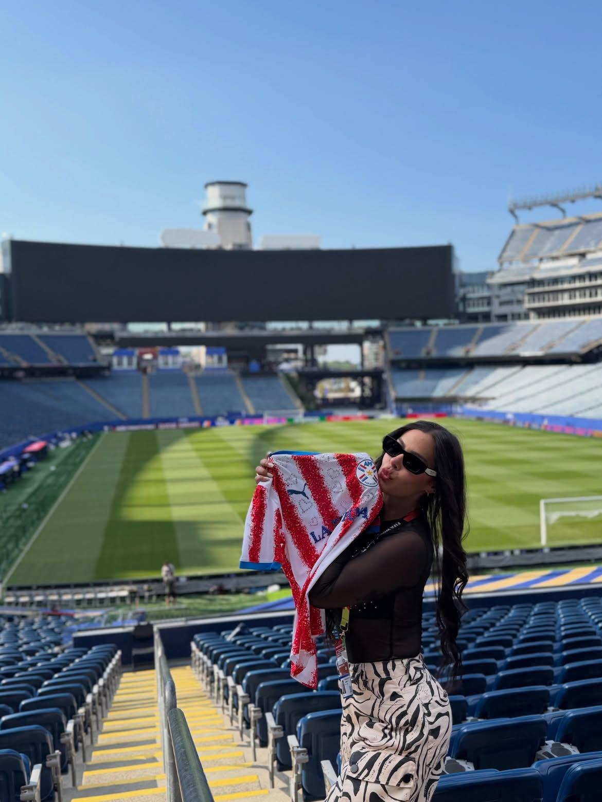 Instagram/Larissa Riquelme