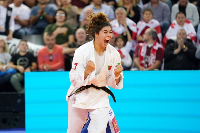 Patrícia Sampaio conquista medalha de bronze no Grand Slam de Tóquio