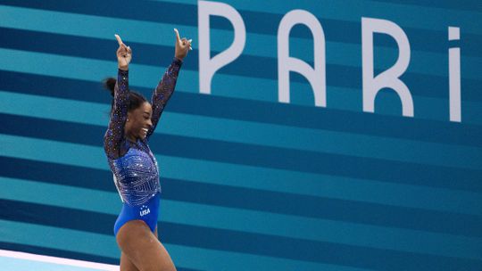 Sexto ouro olímpico de Simone Biles vale entrada num grupo (muito) restrito