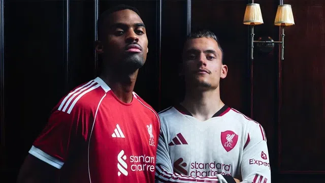 Central de Transferências: análise ao mercado do Liverpool