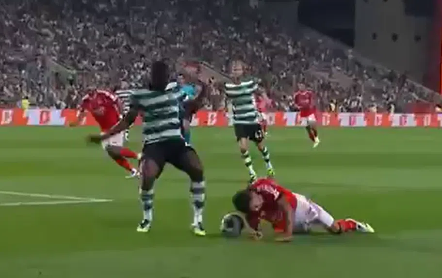 Benfica: Cabeça onde outros metem pés!
