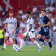 Vitória vence Celta de Vigo nas asas de Charles e de prodígio