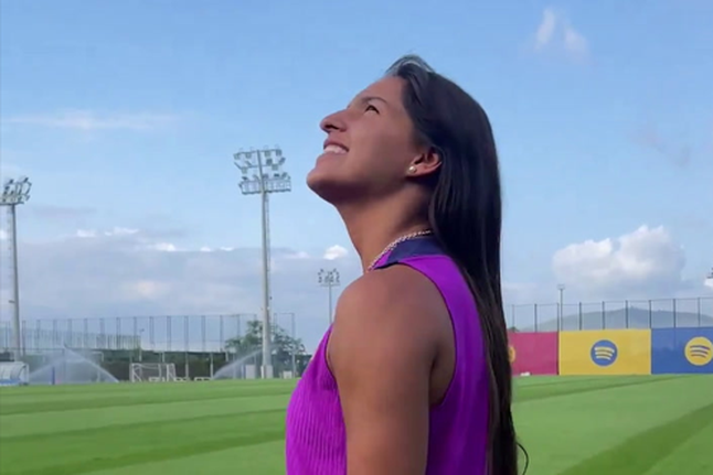 Kika Nazareth regressa ao Barcelona e já fala catalão