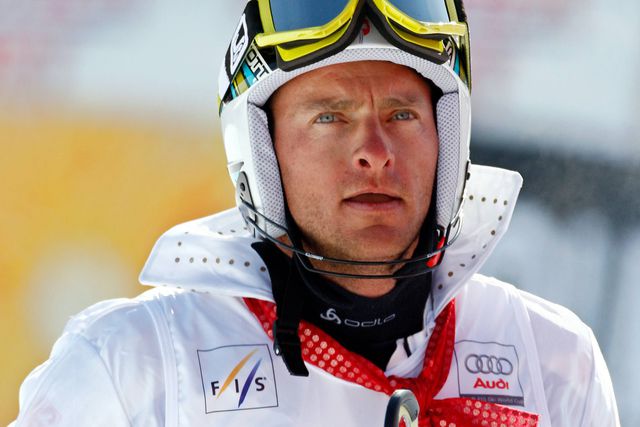 Estrela olímpica acusado de abuso sexual de 12 esquiadoras menores